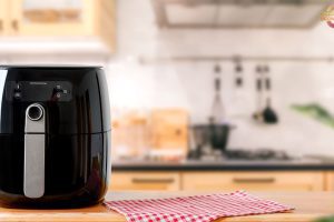 Tem alguma air fryer bivolt?